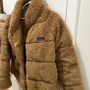 Sherpa “like new” worn less than a handful of times, size M Patagonia